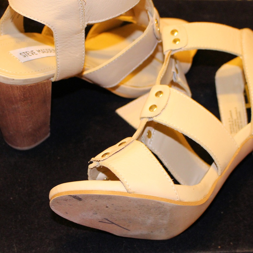 Steve Madden high heel shoes